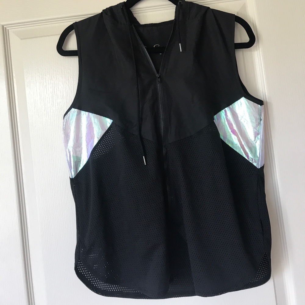 Jessica Simpson workout hoodie